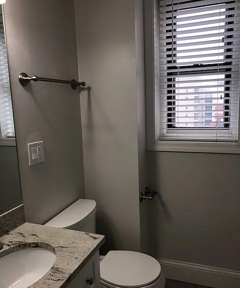 446 Park Dr #10 — Photo 4