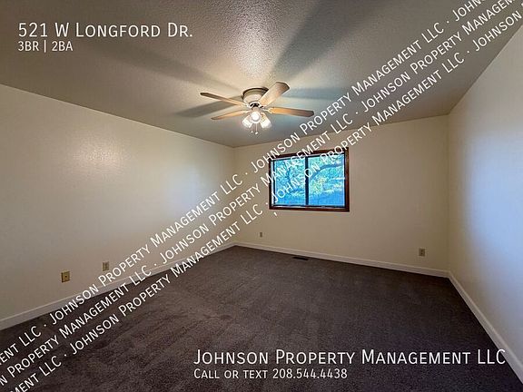 5th image of 521 W Longford Dr