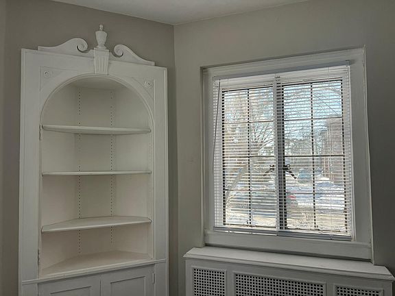 3rd image of 1202 Franklin Ave APT 2