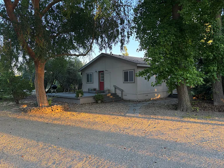 14320 N Curry Ave — Photo 4