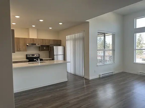 3rd image of 1865 Salton Rd #416