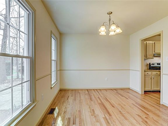 4th image of 5108 Eddings Ct