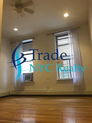 Rented by Trade NYC Realty | media 22
