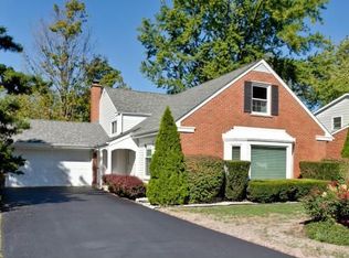 920 N Pecos Ln, Mount Prospect, IL