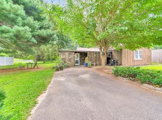 515 Granby Rd, Chicopee, MA 01013