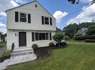 183 Oakley Dr E, Syracuse, NY 13205