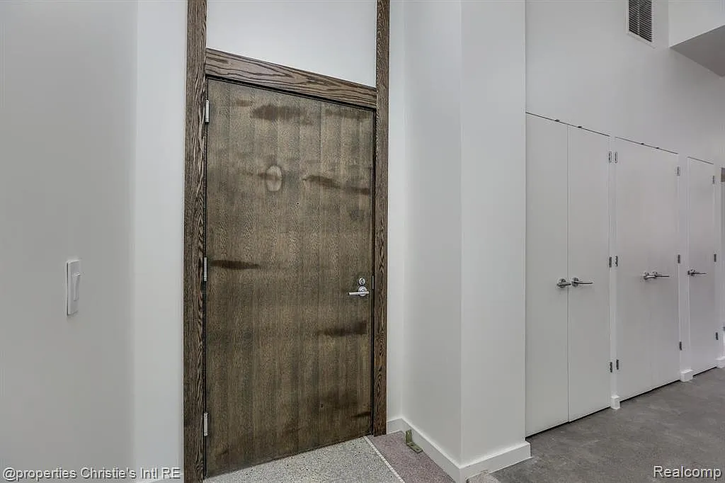 Building Photo - 1454 Townsend St #205