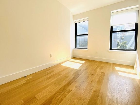 2nd image of 141 Attorney St #3S