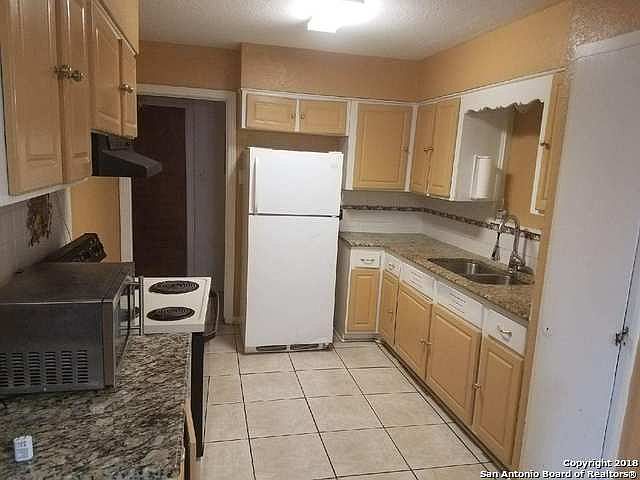 1st image of 362 E Ackard Pl