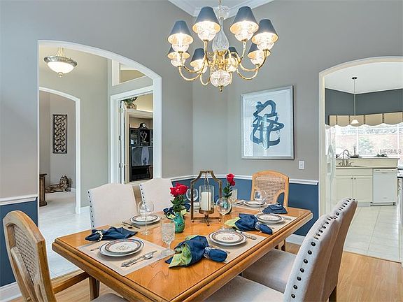 4th image of 868 Brightwater Cir