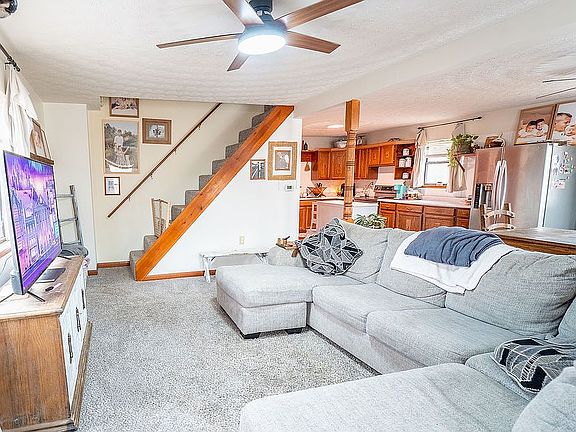 2nd image of 1638 Cedgap Rd