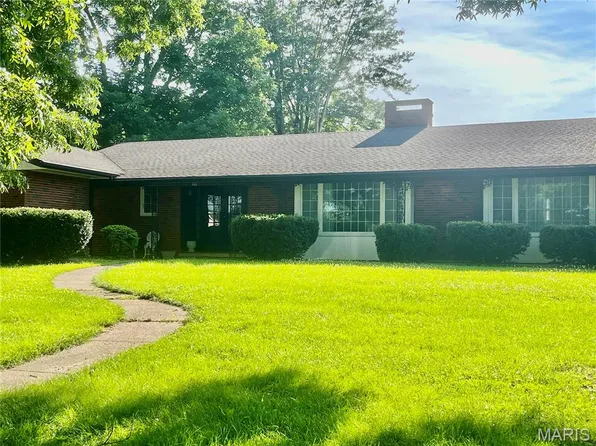 103 Clifford Ter, Clarksville, MO 63336