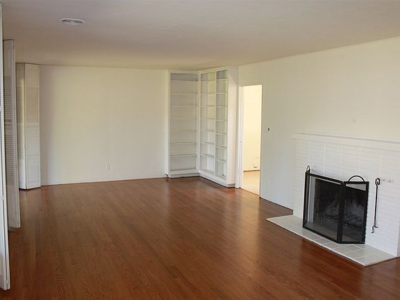 5th image of 19120 Brook Ln