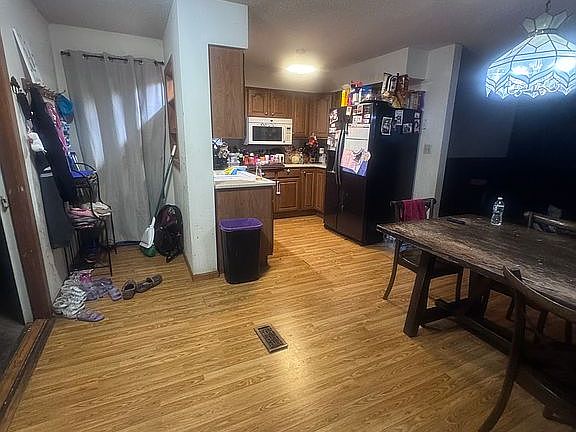 3rd image of 738 Mockingbird Dr