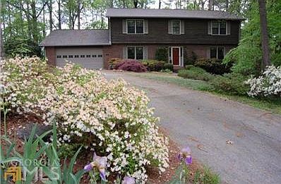 Brick & Frame. Nice Traditional in Indian Hills