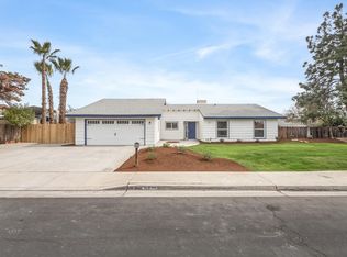 183 Lind Ave, Clovis, CA 93612