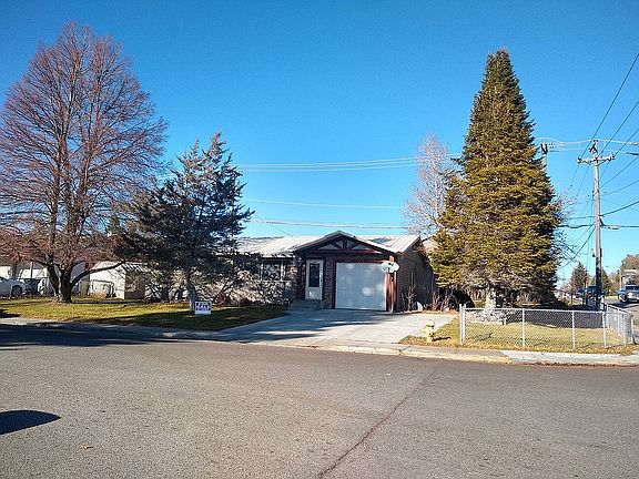 2nd image of 1612 Brentwood Dr
