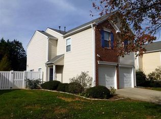 109 Adefield Ln, Holly Springs, NC 27540