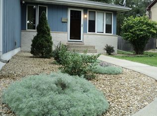 7854 Frederick Ave, Munster, IN 46321