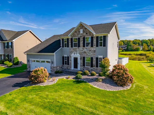 8513 McNamara Dr, Clay, NY 13041