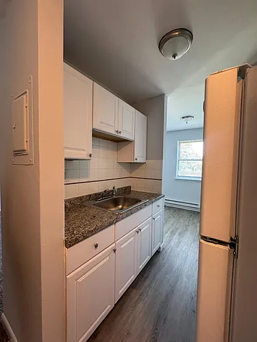219 Hollister Ave #217 Photo 1