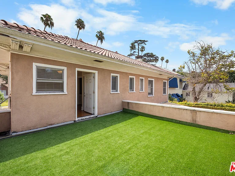 1231 S Saint Andrews Pl — Photo 32