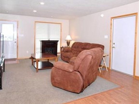 5th image of 791 Peregrine Dr
