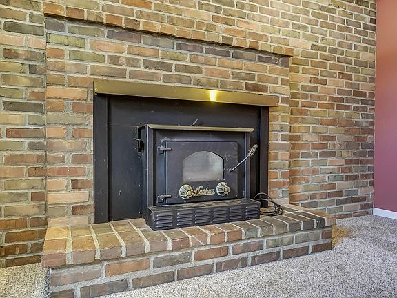 5th image of 6551 Balsam Dr
