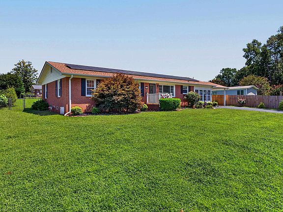 2nd image of 231 Overhill Dr