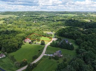 26 Butternut Ln, Galena, IL 61036