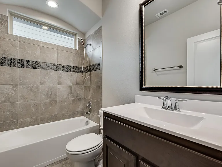 916 Dove Cv — Photo 14