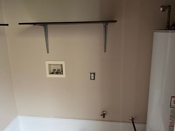 5th image of 3325 Iberville St Unit B