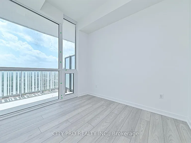 1 Fairview Rd E #3111 — Photo 17