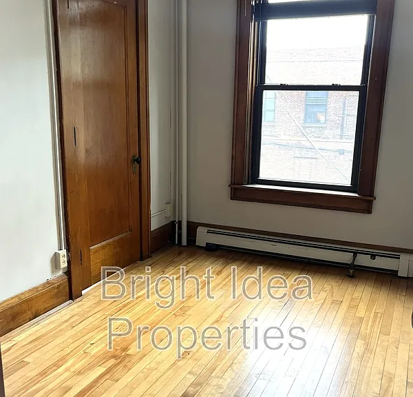 2202 Hennepin Ave E #5 — Photo 8