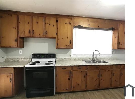 5th image of 2528 Myers St
