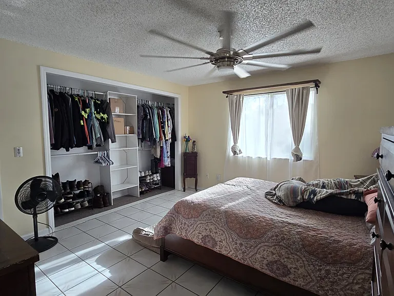1545 Maxwell Ln — Photo 51