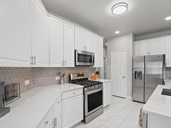 5th image of 6601 Alliance Dr