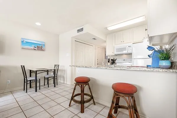 15425 Fortuna Bay Dr #101 — Photo 10
