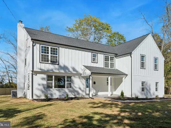 896 Conestoga Rd, Berwyn, PA 19312