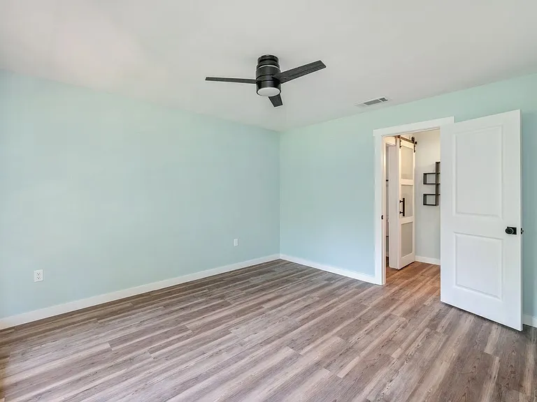 269 Shalimar Dr — Photo 33