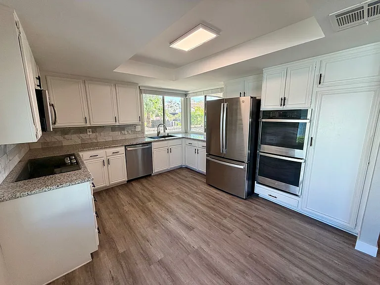 3142 Espanol Dr — Photo 3