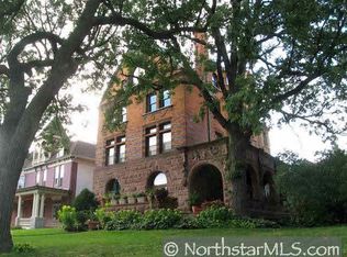 252 Maiden Ln, Saint Paul, MN 55102