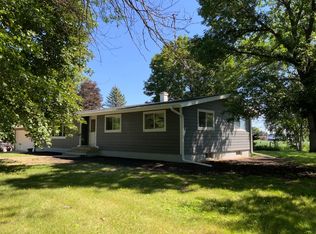 11404 330th Ave, Blue Earth, MN 56013
