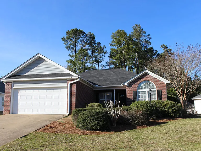 951 Sandstone Ln — Photo 1