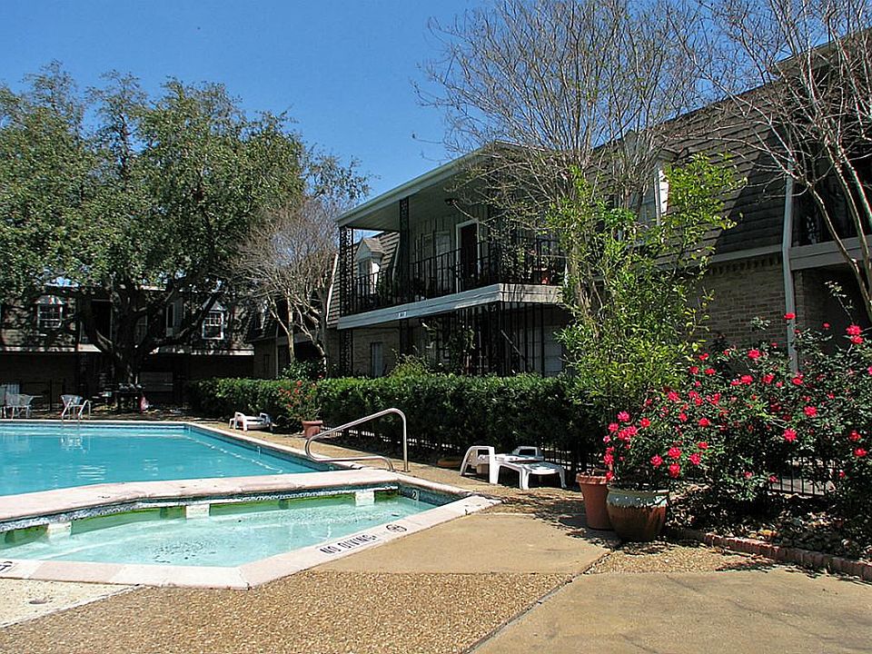 1st image of 2611 Marilee Ln
