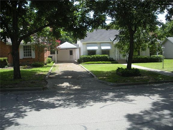 3rd image of 409 Bellevue Dr