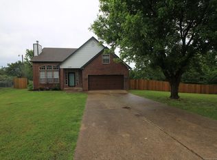 1117 Ridge Oak Rd, Sapulpa, OK 74066