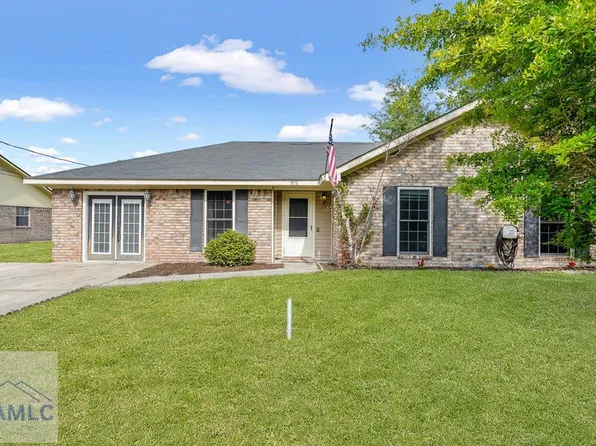 908 Highland Dr, Hinesville, GA 31313
