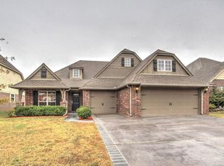 3910 W 109th St S, Jenks, OK 74037