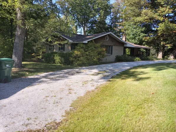 5950 Ruhl Rd, Fairview, PA 16415